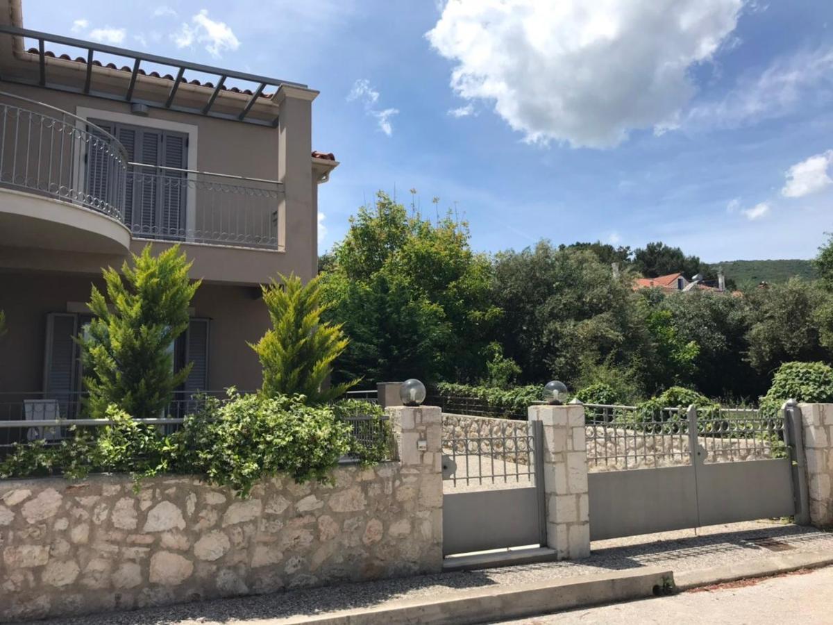D'Angelos Apartments Karavomylos Ngoại thất bức ảnh
