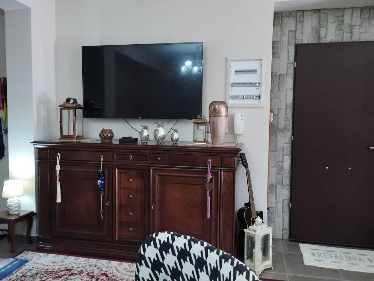 D'Angelos Apartments Karavomylos Ngoại thất bức ảnh