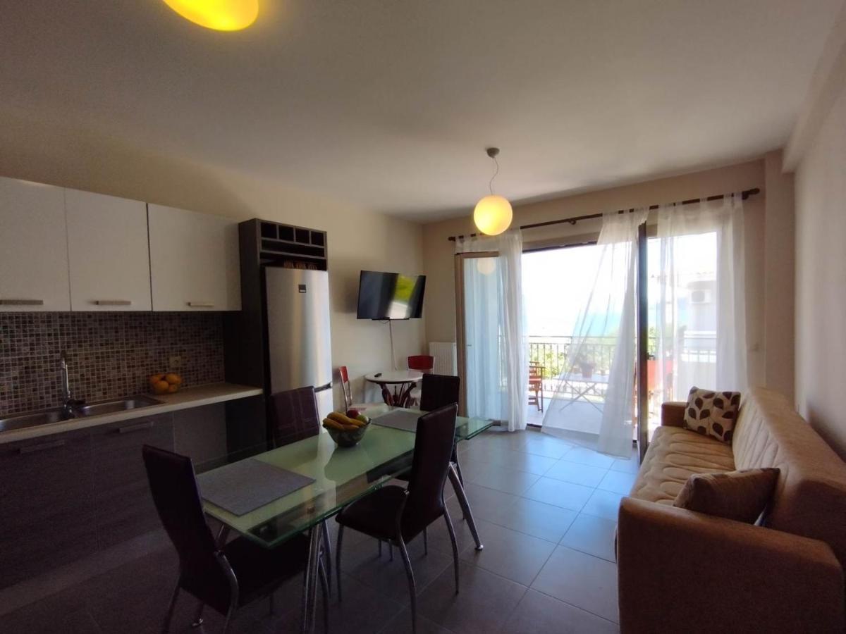 D'Angelos Apartments Karavomylos Ngoại thất bức ảnh