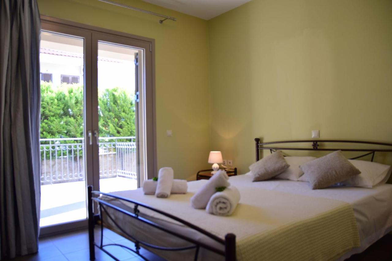 D'Angelos Apartments Karavomylos Ngoại thất bức ảnh