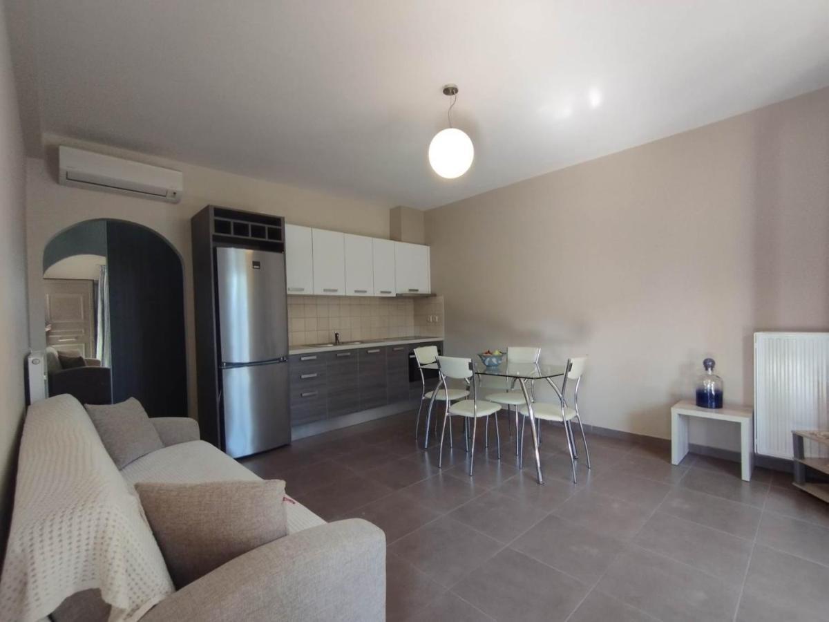 D'Angelos Apartments Karavomylos Ngoại thất bức ảnh